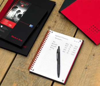 Oxford Bloc-notes Black n' Red - à reliure, A4, quadrillé,