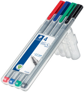 STAEDTLER Feutre fin triplus, couleurs assorties, étui de 4