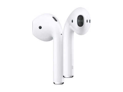 Apple : AIRPODS avec CHARGING CASE