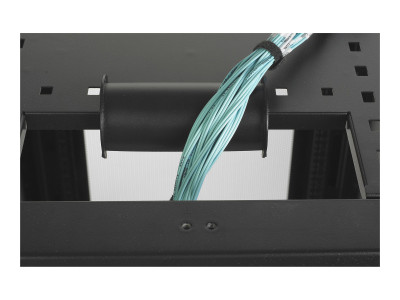 APC : CABLE FALL pour NETSHELTER RACKS et ENCLOSURES (QTY 2)