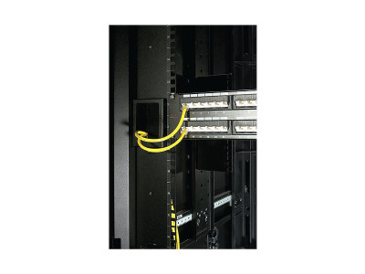 APC : NETSHELTER SX 750MM MOUNTING RAIL BRUSH STRIPS