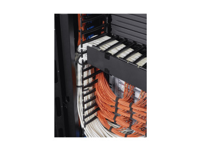 APC : VERTICAL cable MANAGER NETSHELTER SX 42U ENCLOS. QTY 4