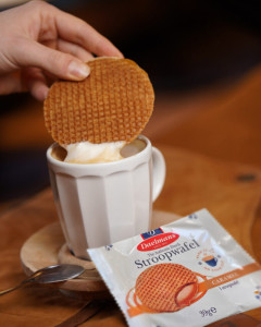 HELLMA Daelmans Stroopwafel Jumbo, dans un carton