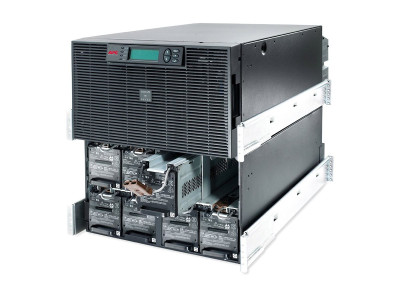 APC Smart-UPS RT - Onduleur On-Line à Double Conversion 20000 VA Montable en Rack