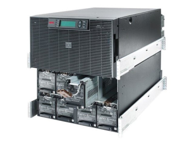 APC Smart-UPS RT - Onduleur On-Line à Double Conversion 20000 VA Montable en Rack