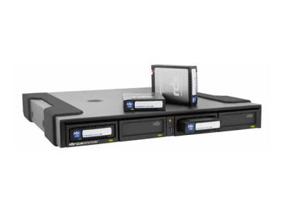 Tandberg : RDX QUIKSTATION 4 DESKTOP 4-DOCK 1GBE-ATTACHED DISK ARRAY (13.36kg)